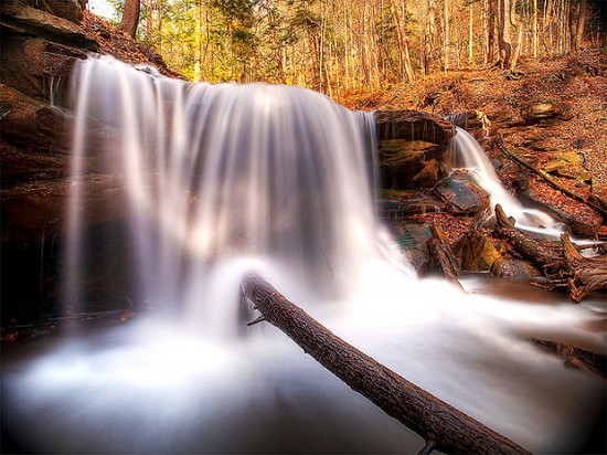 Fotografi Air - Tips Memotret Air Terjun Dan Ombak